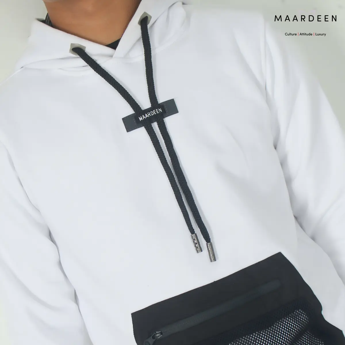 Premium Tremendous Hoodie White